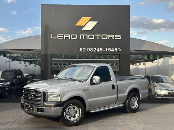 FORD F-250 3.9 XL MAX POWER 4X2 CS DIESEL 2P MANUAL FORD F-250 3.9 XL MAX POWER 4X2 CS DIESEL 2P MANUAL